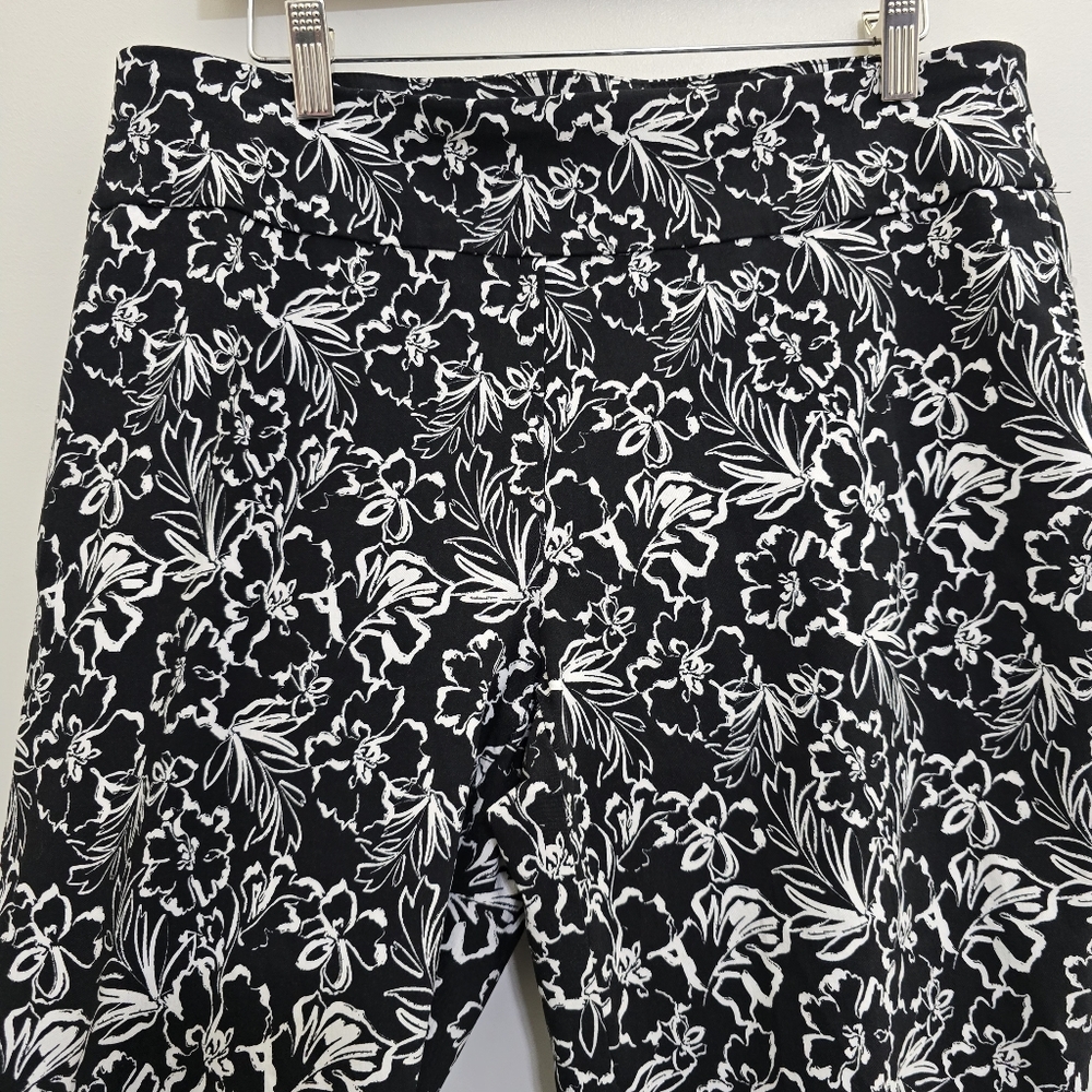 ZAC AND RACHEL size‎ 12 Floral Pull On Stretchy Cropped Casual Pants Black White - Picture 3 of 11